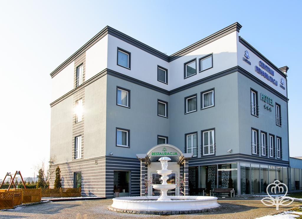 L'Ascada Hotel Srem Exterior photo